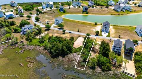 637 Cannonsgate Drive, Newport, NC 28570