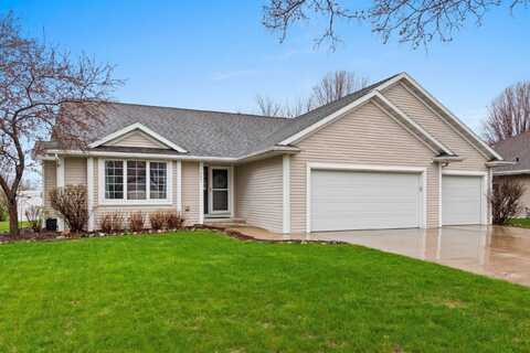 445 CORNELIUS Drive, GREEN BAY, WI 54311
