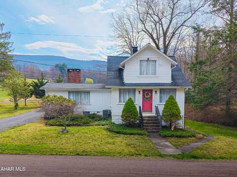 2560 Evitts Creek Road, Bedford, PA 15522