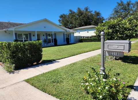 2310 MEDFORD LANE, BRANDON, FL 33511