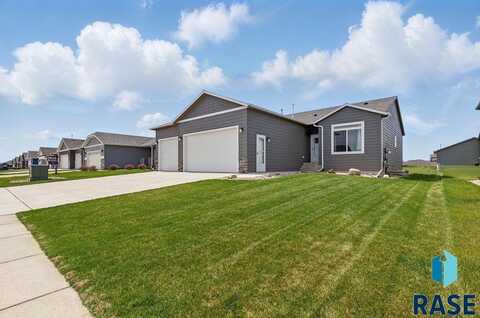 4005 S Pisidian Ave, Sioux Falls, SD 57110