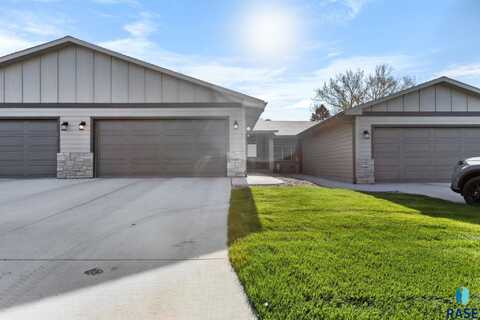 6405 W 6th Pl, Sioux Falls, SD 57107