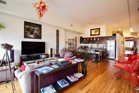 463 N High Street, Columbus, OH 43215