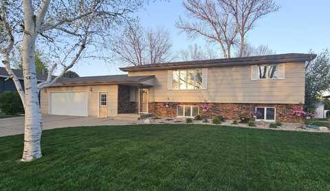 1612 N Harrison Street, Aberdeen, SD 57401