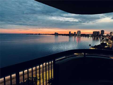 2413 BAYSHORE BOULEVARD, TAMPA, FL 33629