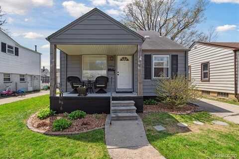 22644 MAXINE Street, Saint Clair Shores, MI 48080