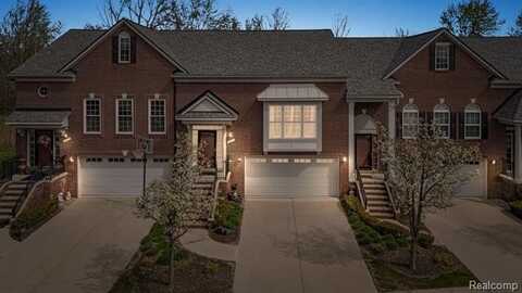871 SANDALWOOD Drive, Troy, MI 48085