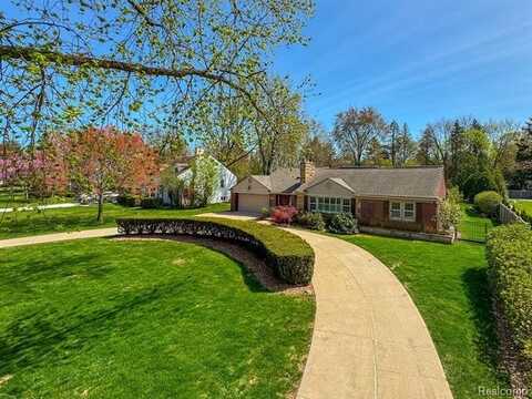 225 MOUNT VERNON Boulevard, Royal Oak, MI 48073