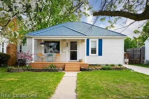 1205 GEORGE Street, Lansing, MI 48910