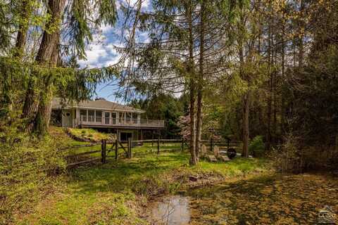 599 Old Wurtemburg Road, Rhinebeck, NY 12572