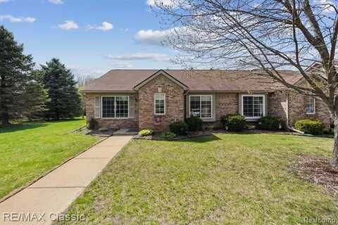 272 COUNTRYSIDE Lane, Highland, MI 48357