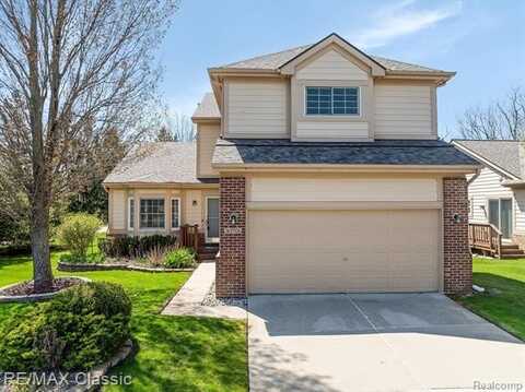 30701 SANDALWOOD Circle, Novi, MI 48377