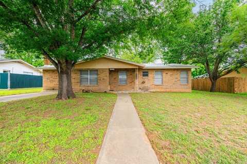 809 Edison St, Fredericksburg, TX 78624