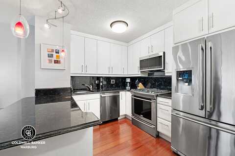 132 East 35th Street, New York, NY 10016