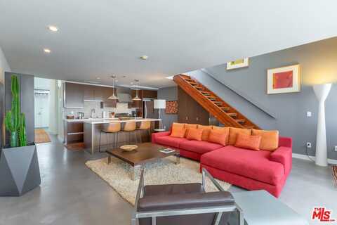 615 Hampton Dr, Venice, CA 90291