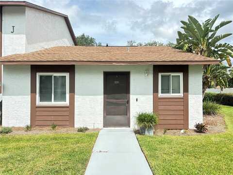 39132 COUNTY ROAD 54, ZEPHYRHILLS, FL 33542