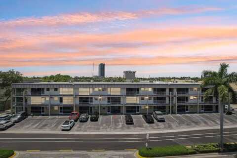 250 LAYNE BOULEVARD, HALLANDALE BEACH, FL 33009