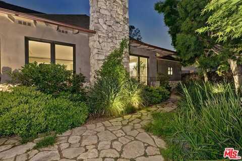249 S Muirfield Rd, Los Angeles, CA 90004
