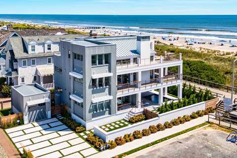 83 E 25th, Avalon, NJ 08202