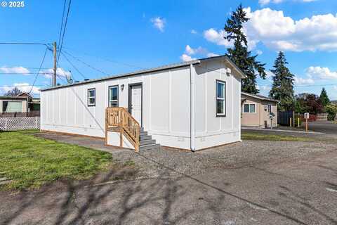 1085 W 1ST AVE, Junction City, OR 97448