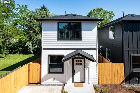 1601 NE Liberty ST, Portland, OR 97211