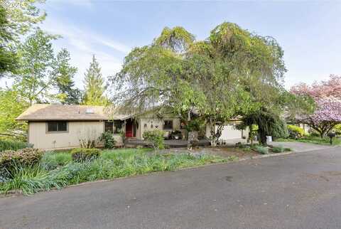 225 NW BRIER AVE, Dundee, OR 97115