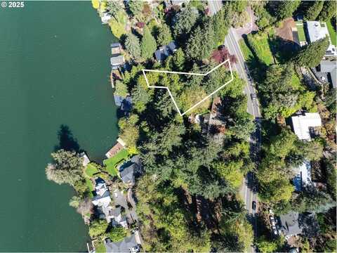 Southshore BLVD, Lake Oswego, OR 97034