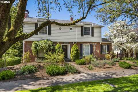 205 NE BILLINGHER DR, Portland, OR 97220