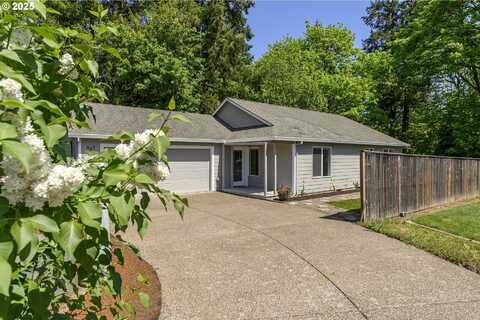 865 SE ROBERTS CT, McMinnville, OR 97128