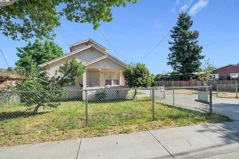 451 Hampton Rd, Hayward, CA 94541
