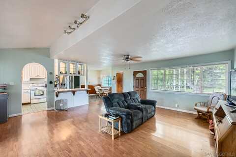 2535 Corona St, Lemon Grove, CA 91945