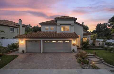 1205 Masterpiece Dr, Oceanside, CA 92057
