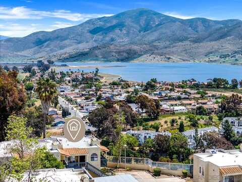 8475 Avenida Angulia, Spring Valley, CA 91977