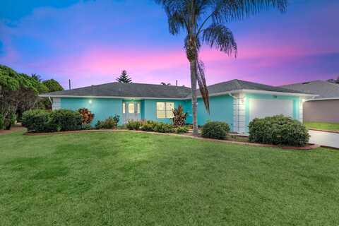 130 SW Airview Avenue, Port Saint Lucie, FL 34984