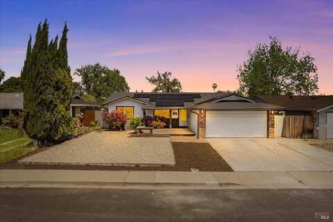 285 Cascade Drive, Vacaville, CA 95687