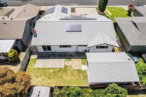 285 Cascade Drive, Vacaville, CA 95687