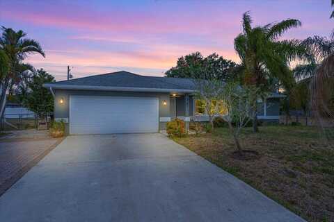 3561 SW Pumpkin Street, Port Saint Lucie, FL 34953