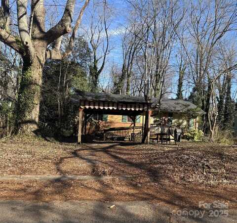 1561 Westdale Drive, Charlotte, NC 28208