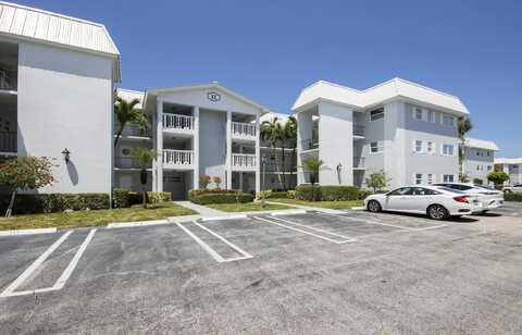 11 Colonial Club Drive, Boynton Beach, FL 33435