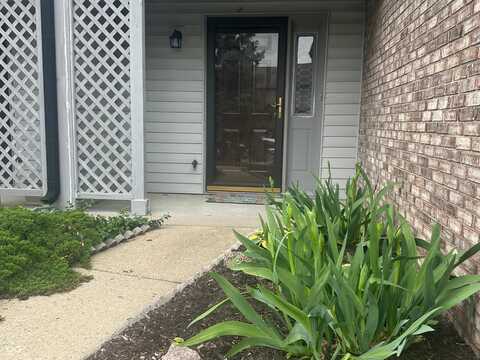 9239 Sea Pine Lane, Indianapolis, IN 46250
