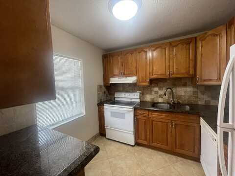 7600 NW 5th Court, Margate, FL 33063