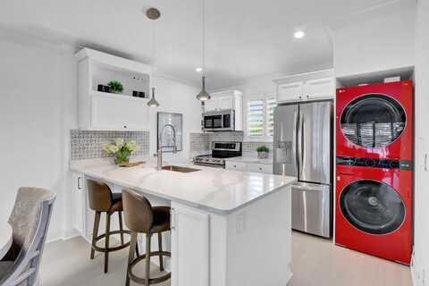 603 Club Drive, Palm Beach Gardens, FL 33418