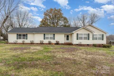 24697 Ramsey Drive, Albemarle, NC 28001