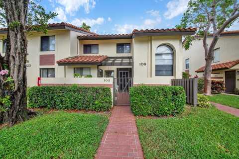 10223 N Circle Lake Drive, Boynton Beach, FL 33437