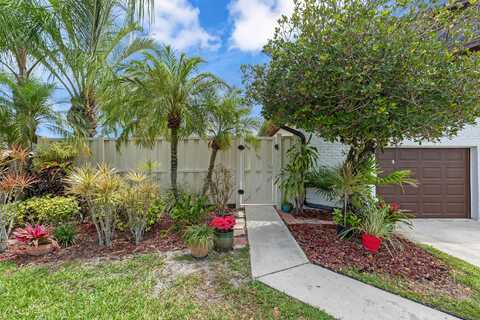 9694 Boca Gardens A Parkway, Boca Raton, FL 33496