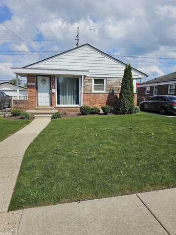 29616 Taylor, Saint Clair Shores, MI 48082