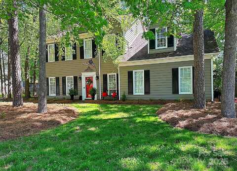 2600 Kirkholm Drive, Matthews, NC 28105