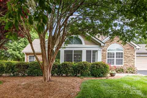 9013 Trellis Pointe Boulevard, Charlotte, NC 28227