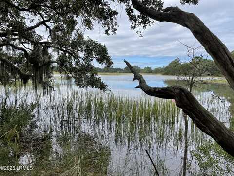 2 Riverview Drive, Beaufort, SC 29907
