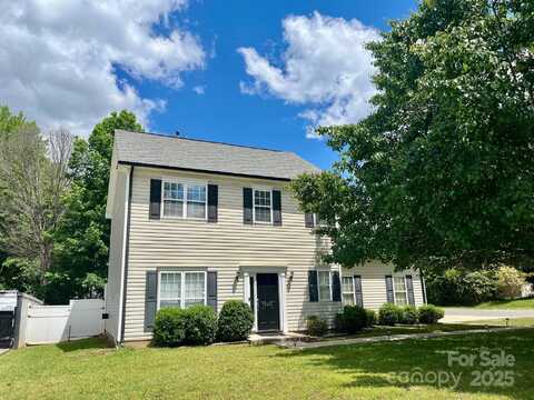 13241 Woodland Farm Drive, Charlotte, NC 28215